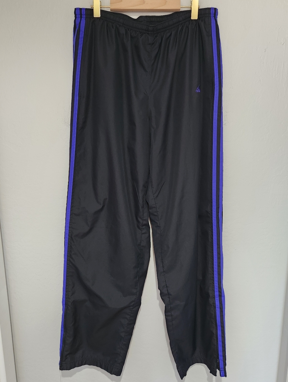 Adidas Vintage Track Nylon Windbreaker Strips  Workout Soccer Black Purple 2005.